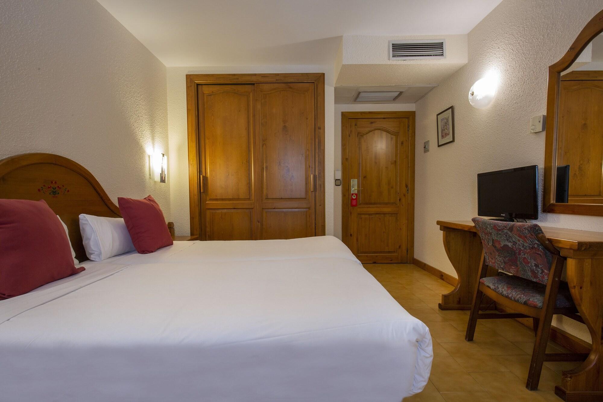 Hotel Sant Gothard Arinsal Zewnętrze zdjęcie